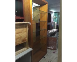 Kệ gỗ ngăn kính cường lực